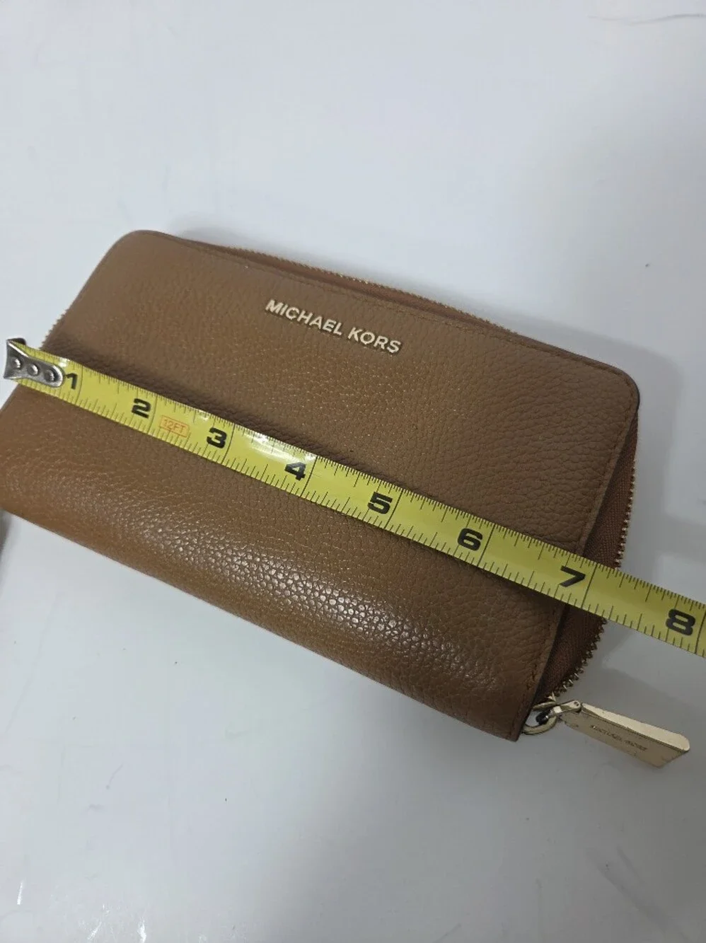 vtg michael kors brown solid leather zip around phone wallet full size classic
